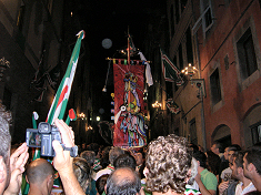 Il cencio in Fontebranda.